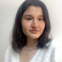 zeynepyagmurtur profil fotoğrafı