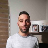 ademuresin profil fotoğrafı