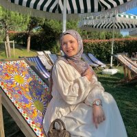 elifmelikoglu profil fotoğrafı