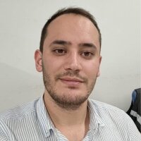 omerozcaan profil fotoğrafı