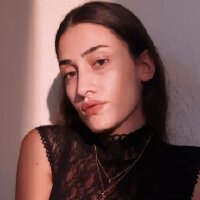 esraozplt profil fotoğrafı