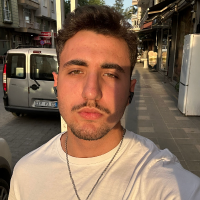 erenozyurek profil fotoğrafı