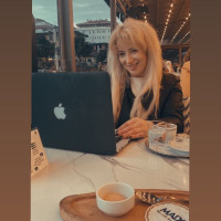 emineogul profil fotoğrafı