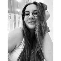 oykuugur92 profil fotoğrafı