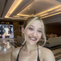 ilaydadertsiz profil fotoğrafı