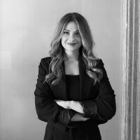 ozgeturkumert profil fotoğrafı
