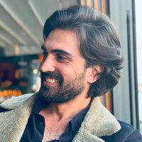 alikurt8 profil fotoğrafı