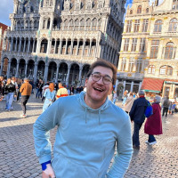 gozlukluadam profil fotoğrafı
