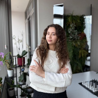 aysenurazby profil fotoğrafı