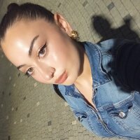 zeynepnylmz profil fotoğrafı