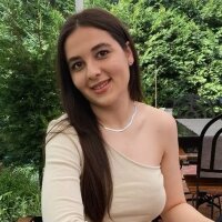 ecemguvenc profil fotoğrafı