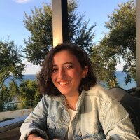 nazlihra profil fotoğrafı