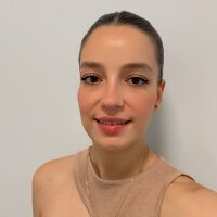 ayseguleris profil fotoğrafı