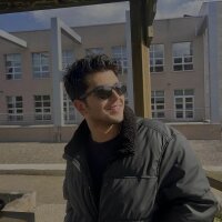 nimakhamirikar profil fotoğrafı