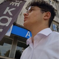 crostiner profil fotoğrafı