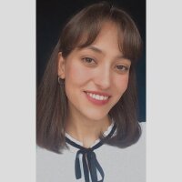 tugcekabakci profil fotoğrafı