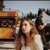 eceozkal profil fotoğrafı