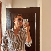 alisenturk1 profil fotoğrafı
