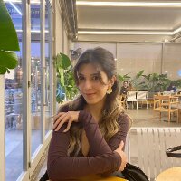 studiosude profil fotoğrafı