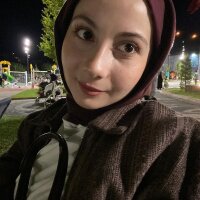 azraaydiner profil fotoğrafı