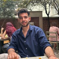 aliyagiz17 profil fotoğrafı