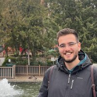 eeneserogluu profil fotoğrafı