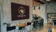 Modern Cafe Mockup Tasarımı