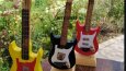 gerçeğiyle birebir tsarlanmış ,ahşap gitar