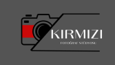 Kırmızı adlı hayali bir fotoğrafcılık şirketinin logosu