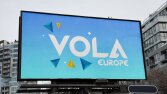 VOLA için logo ve Tshirt tasarımı