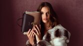Model, ayakkabı ve kıyafet düzenlemesi