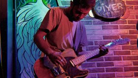 şarkılarınıza gitar solosu yazabilirim