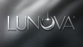 LUNOVA - Zarif ve Modern Logo Tasarımı