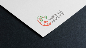 Kadın & Aile Akademisi Logo Tasarımı