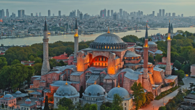 Ben, profesyonel kurgu hizmeti sağlarım