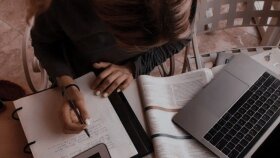 talep ettiğiniz konularda sizin için içerik oluşturabilirim