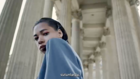 Homesse Rusya Lansman Filmi - Gecenin En Renkli Karanlığı