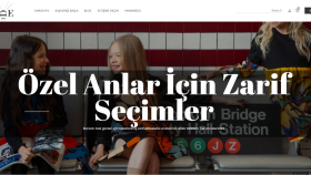 Çocuk giyim üzerine modern web sitesi