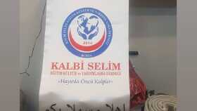 Kalbiselim Der. Masa ve Kırlangıç Bayrakları