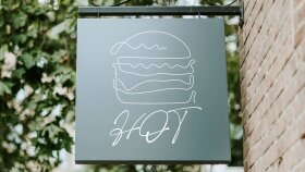 BURGER HOT - KONSEPT LOGO TASARIMI