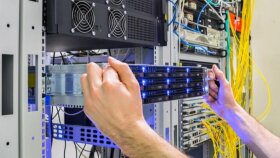 server ve yönetim paneli kurabilirim