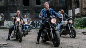Motorcyle Group ( 16:9 )