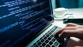  HTML, CSS ve JS kullanarak dinamik bir site yapabilirim