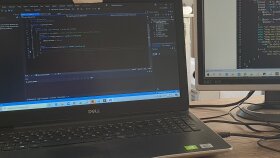 html, css, php ile web uygulamaları yapabilirim