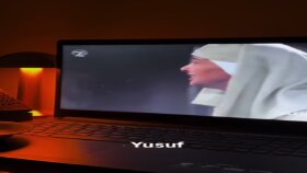 Cozy Aesthetic Dizi Kurgu - Duygusal Altyazılı Sahne  Laptop üzerinde cozy konseptli, duygusal dizi kurgusu.  