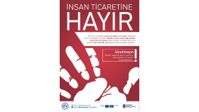 İzmir Büyükşehir Belediyesine ait İnsan Ticareti konulu afiş