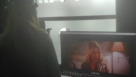 yabancı dillerde dublaj, seslendirme ve müzik yapmaktayım