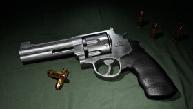 3D Revolver (Smith & Wesson Model 625)