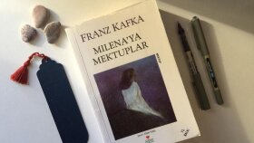 kitaplarla ilgili yorum ve içerik incelemesi yapabilirim