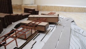 çeşitli ölçeklerde mimari maketler yapıyorum
